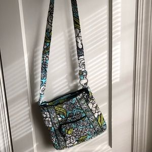 Iconic Hipster Cross Bag